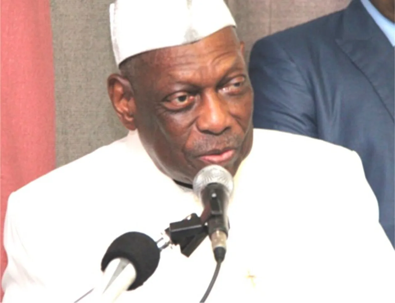 Albert Tévoédjrè