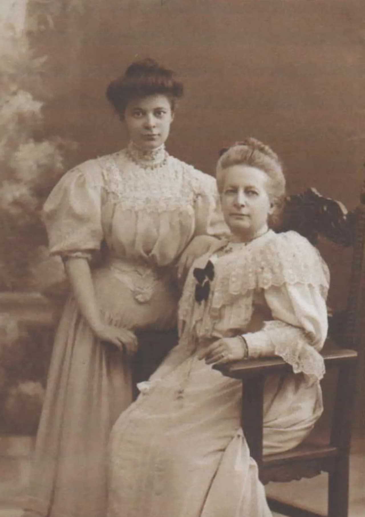 Mary Winearls Porter