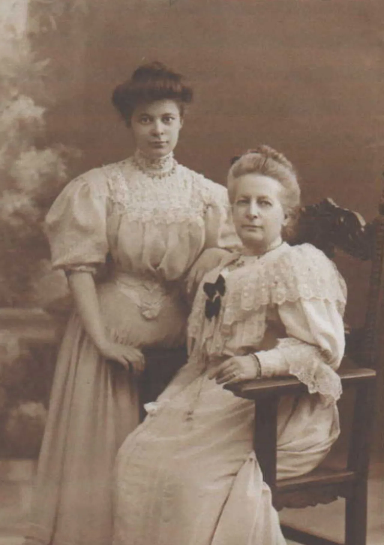 Mary Winearls Porter