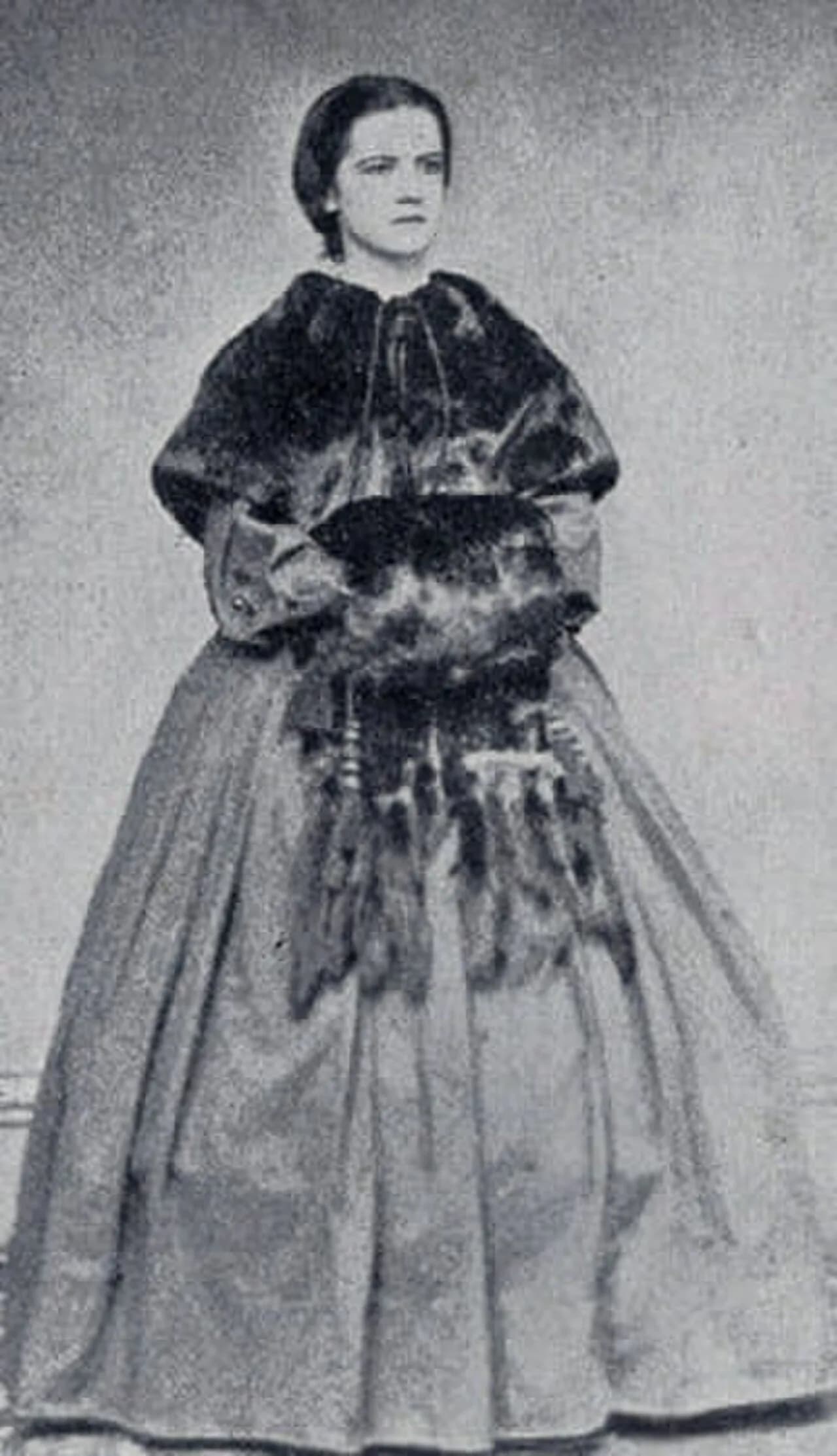 Caroline Yale