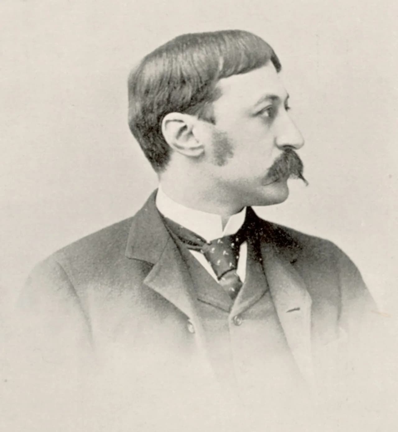 Louis Starr