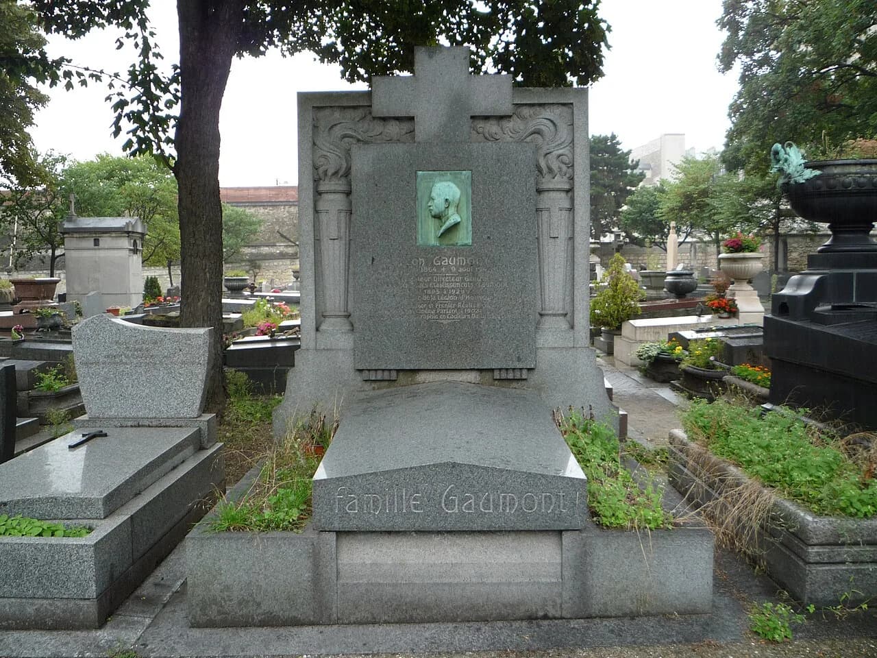 Gilles Boulouque
