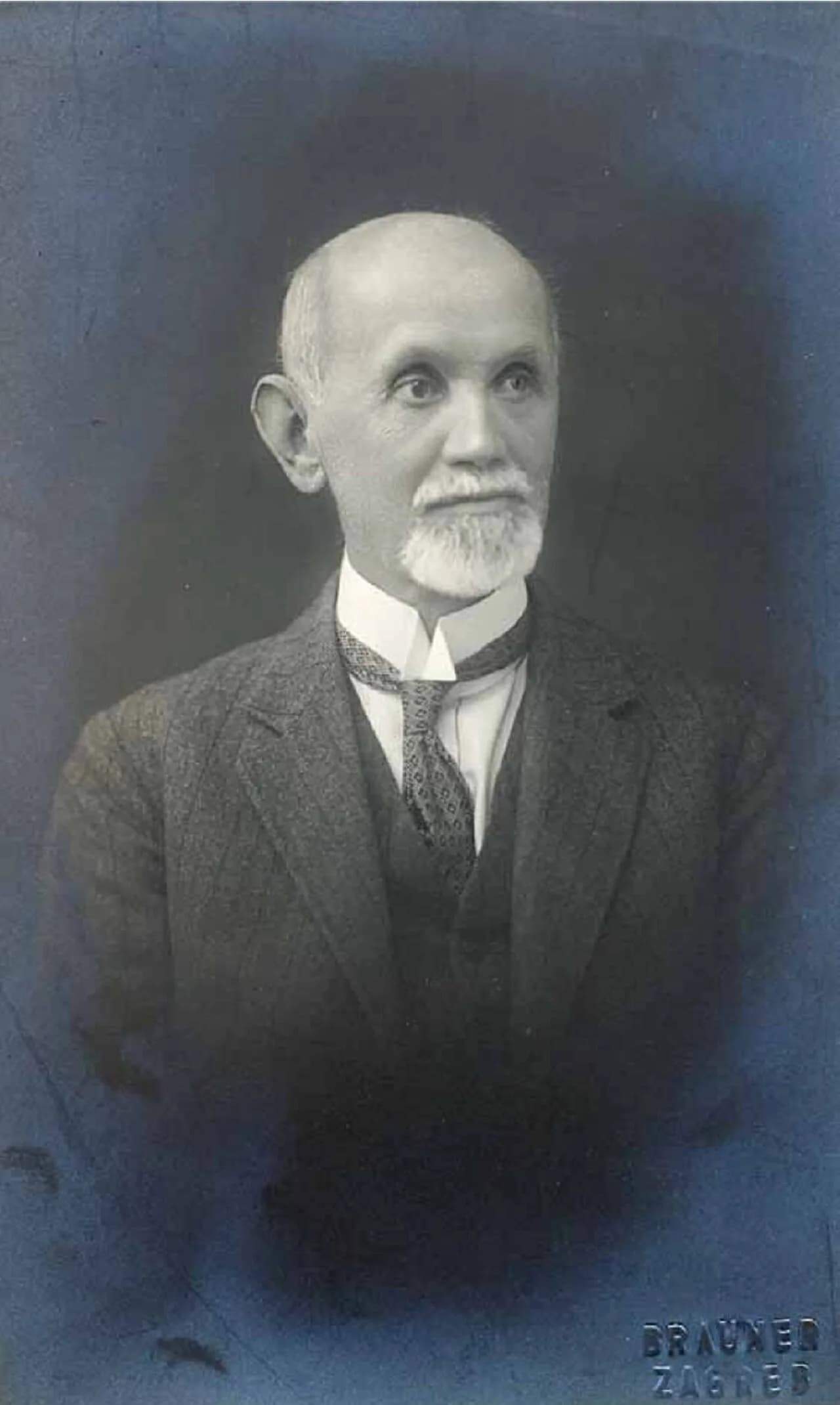 August Langhoffer
