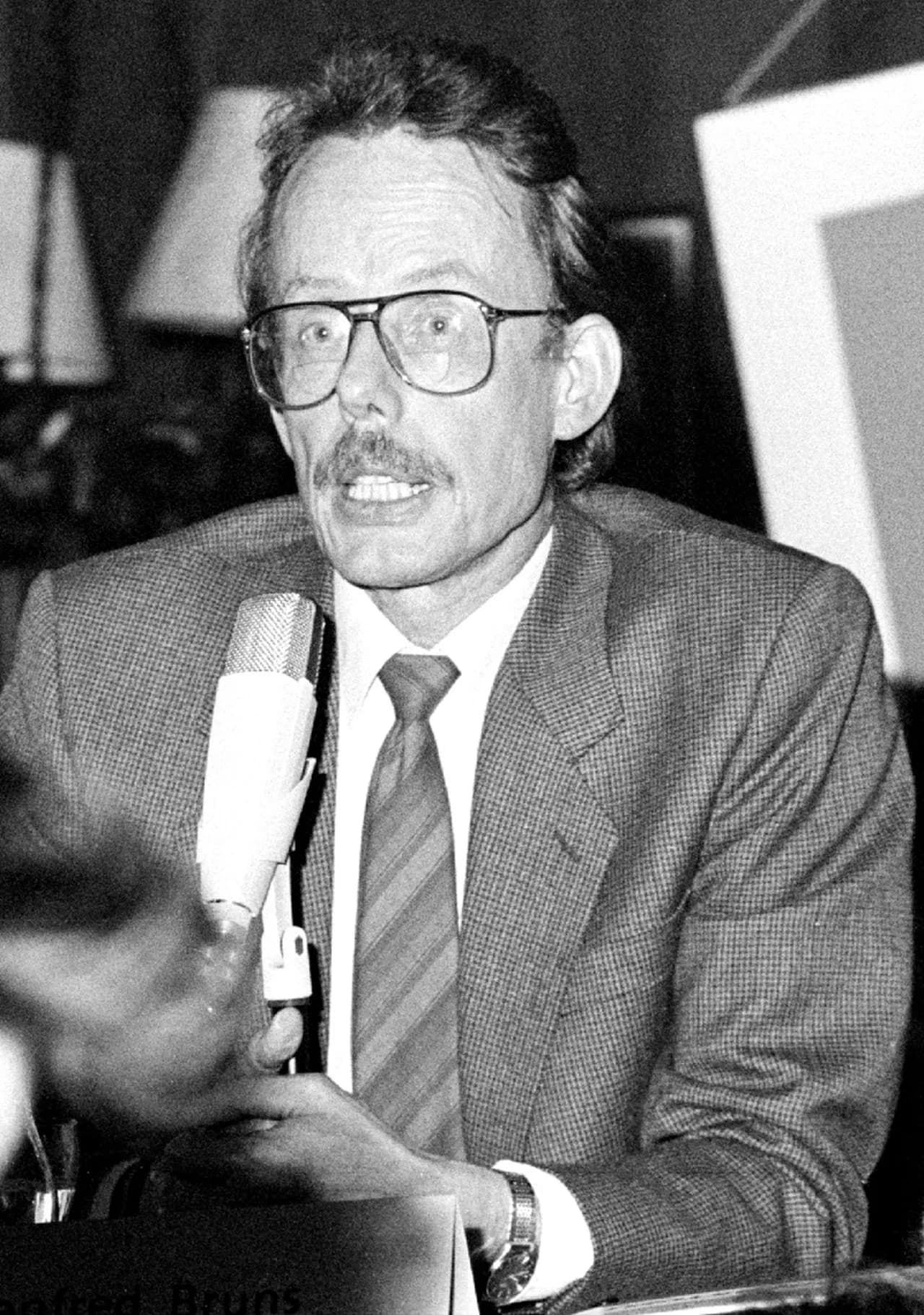 Manfred Bruns