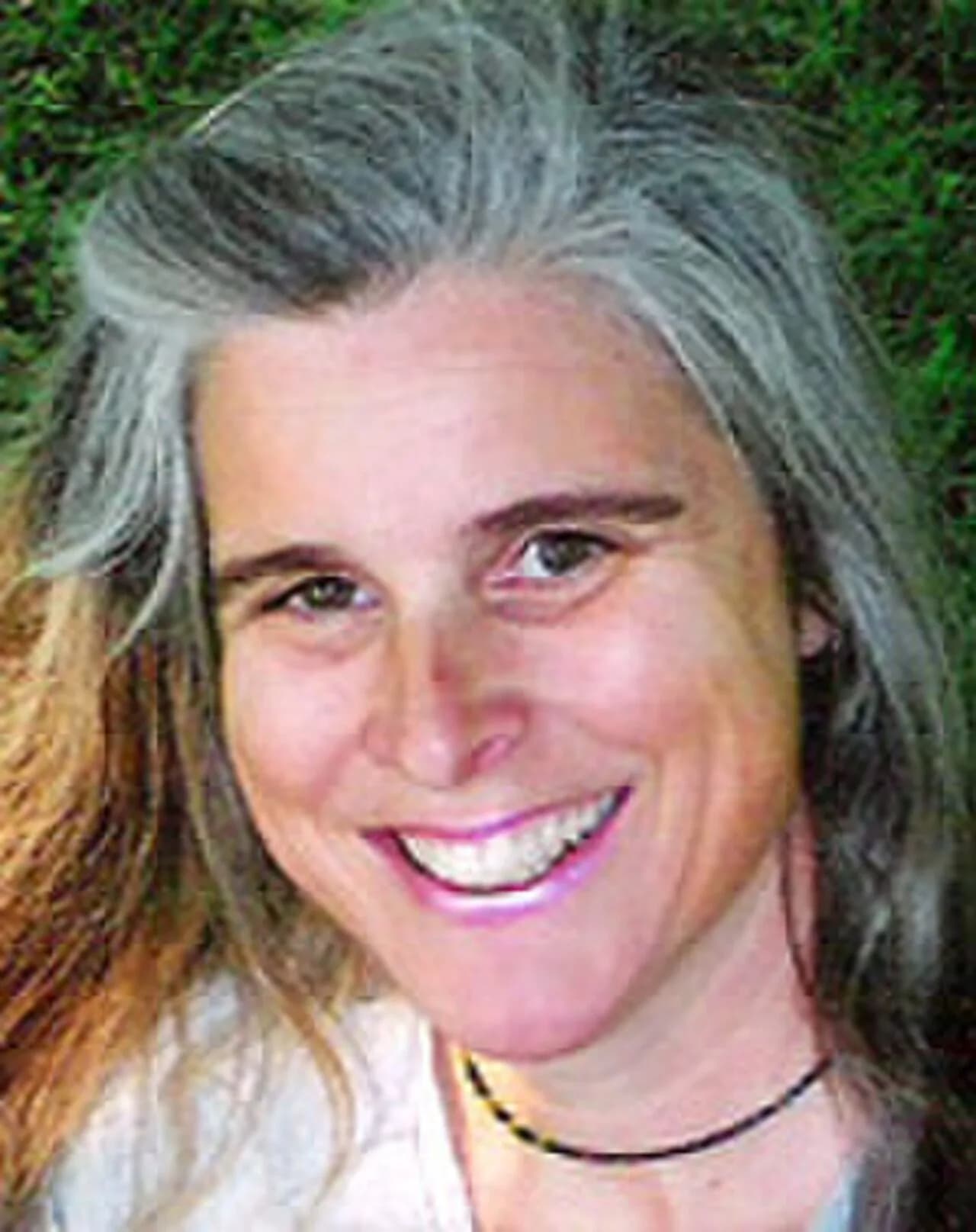 Jocelyne Couture-Nowak