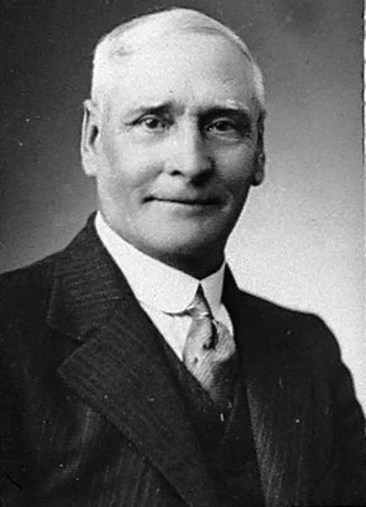 Lee Martin