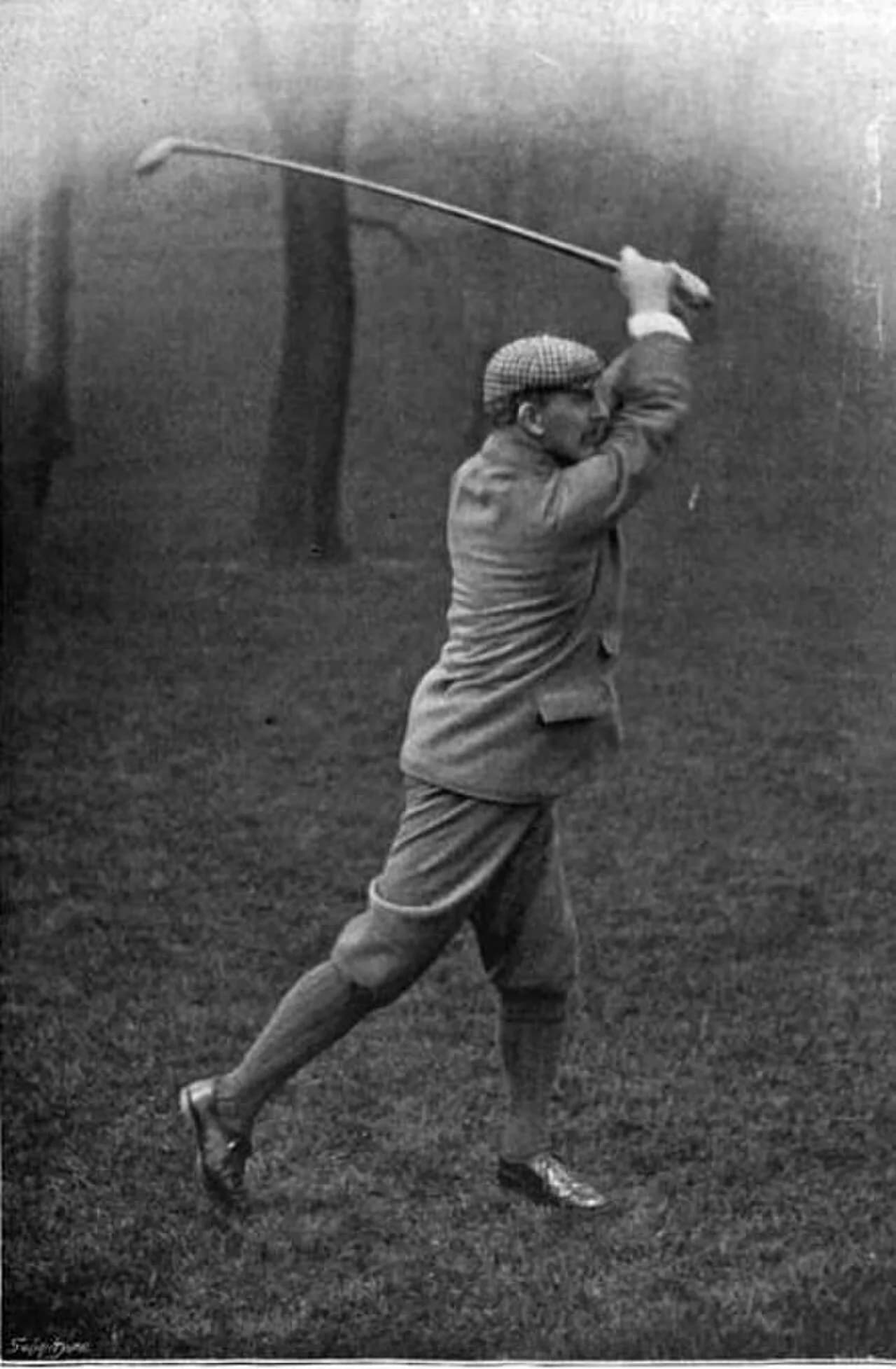 Leslie Balfour-Melville