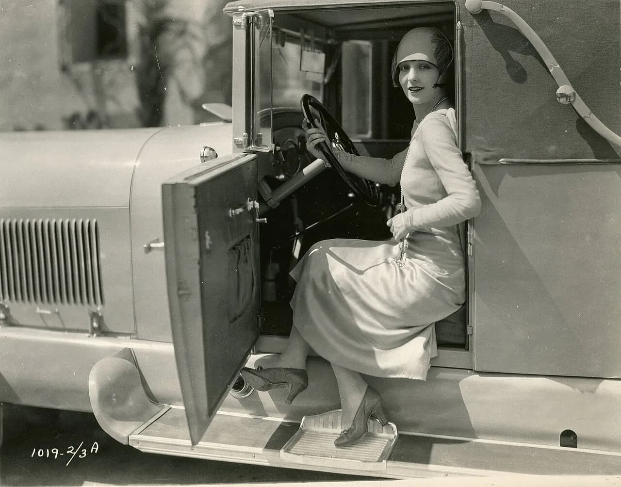 Lorraine Eason