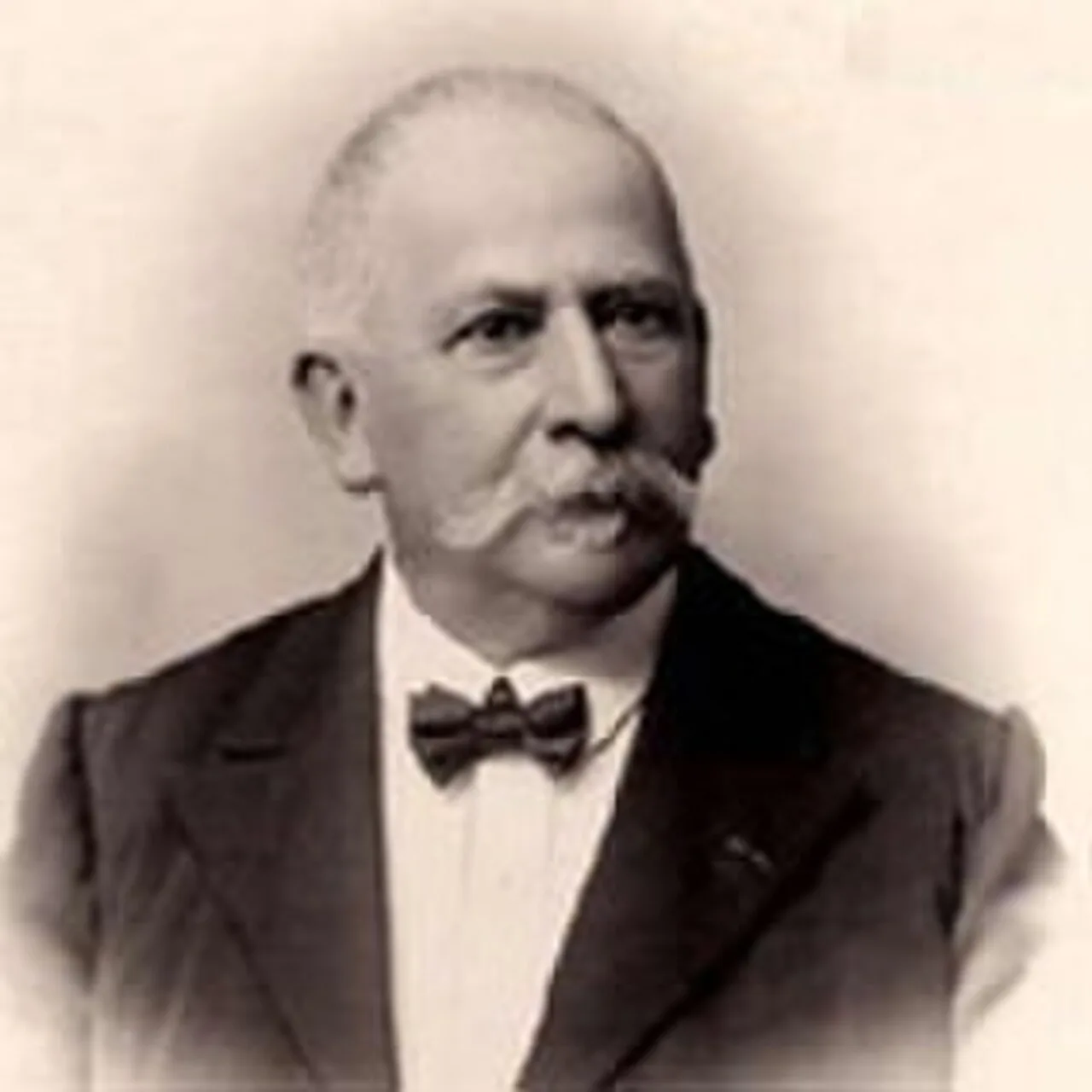 Louis Bureau