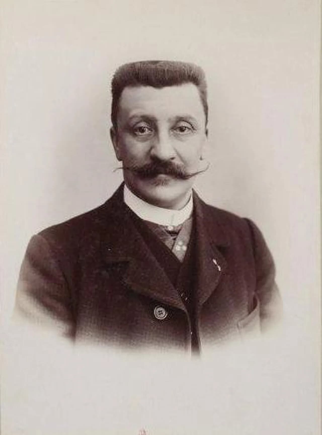 Louis d'Iriart d'Etchepare
