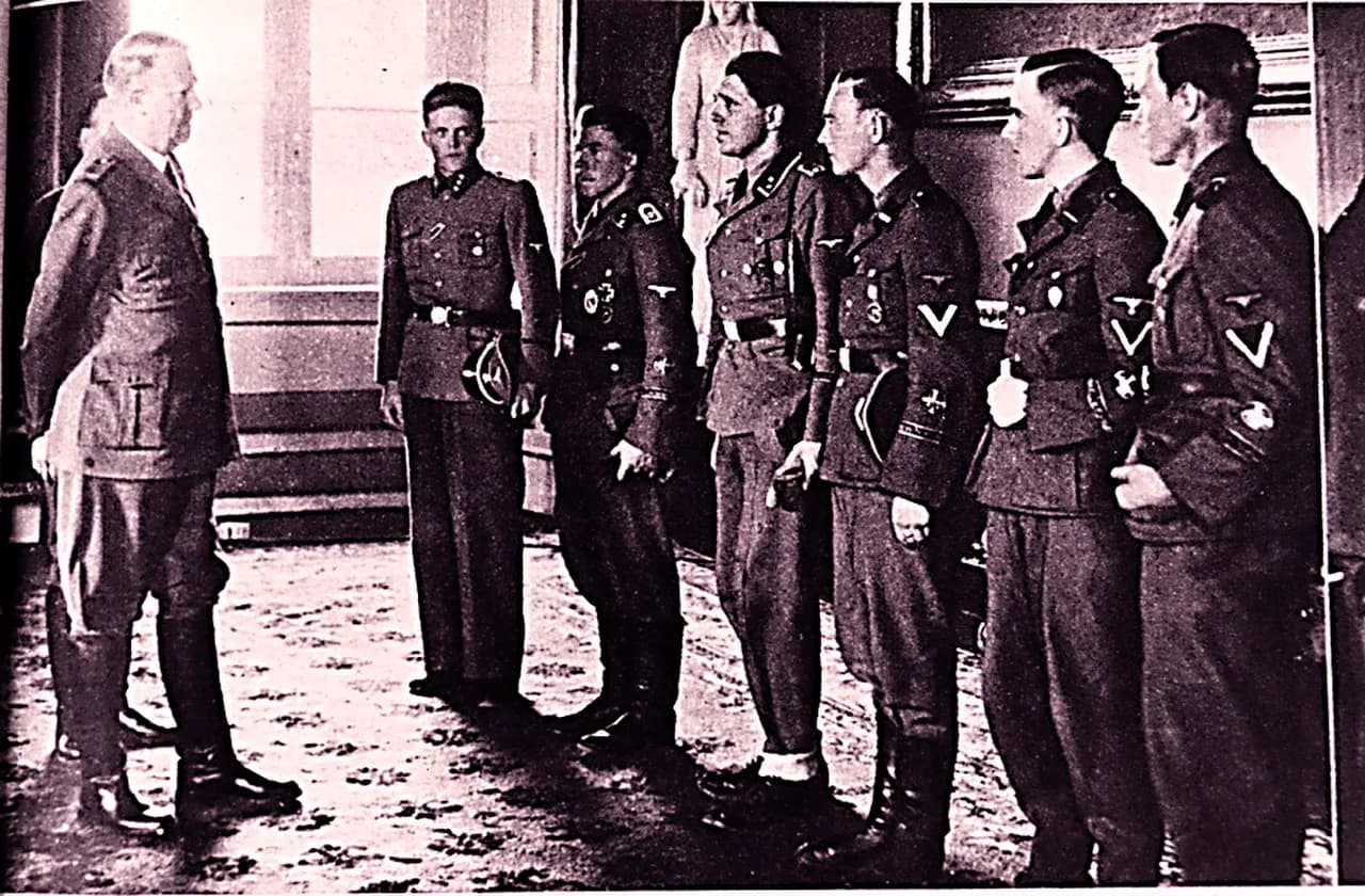 Sophus Kahrs