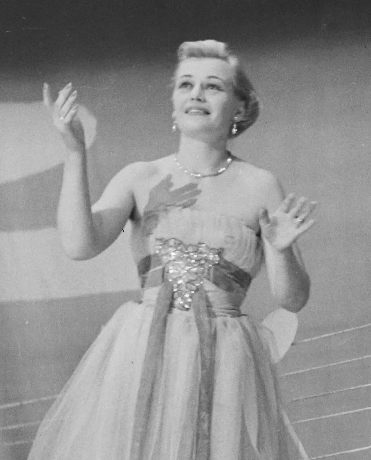 Karola Ágai