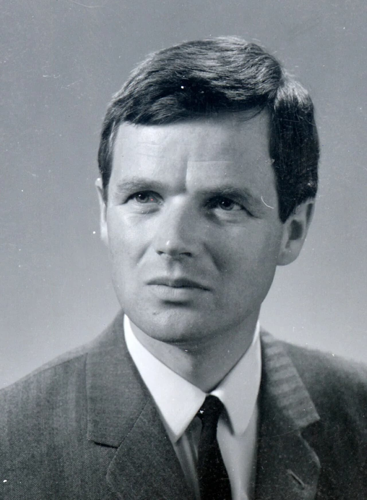 Ingvar Lars Helle