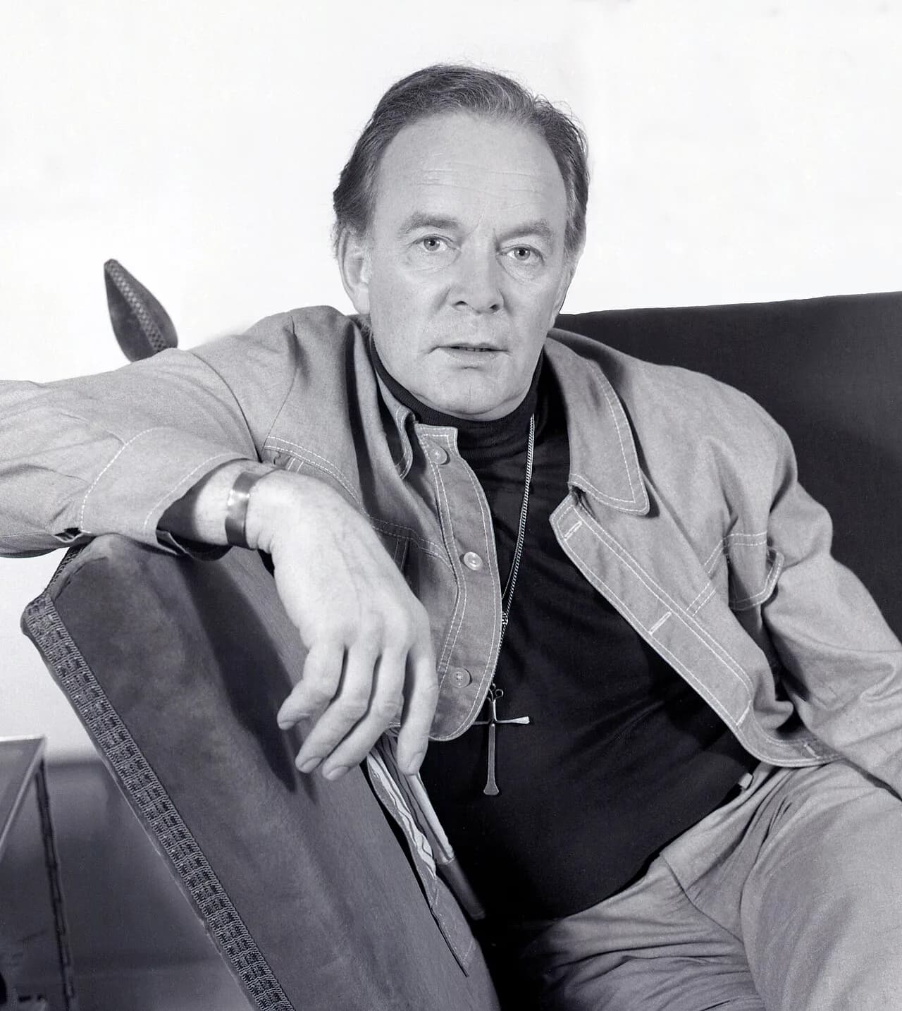 Tony Britton