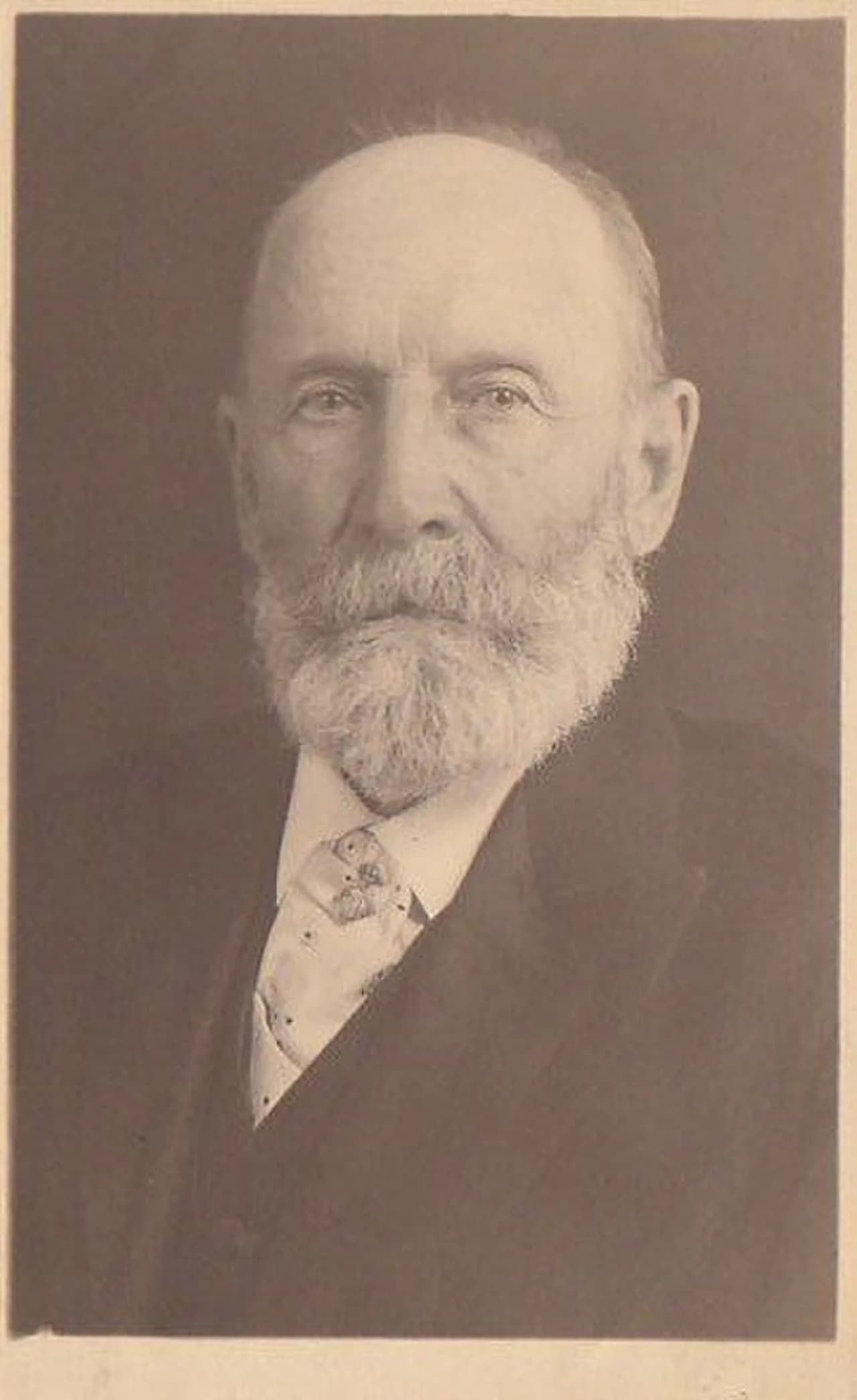 August Weizenberg