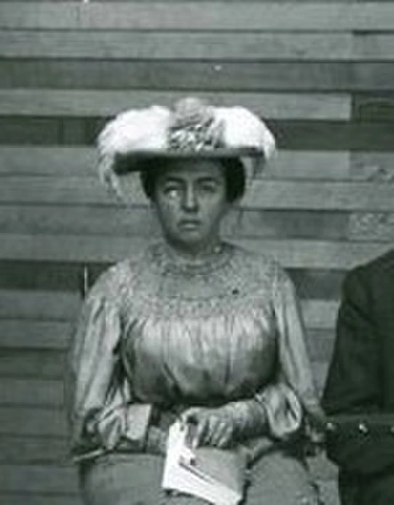 Wrexie Leonard