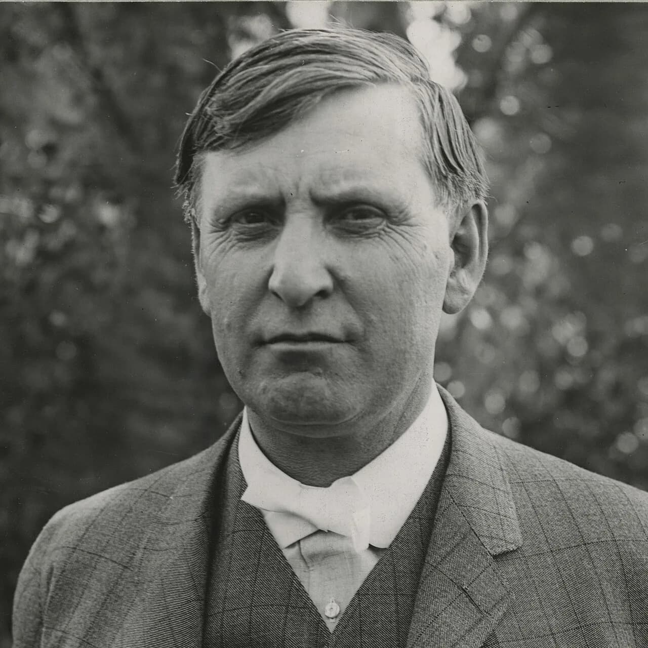 Albert E. Mead