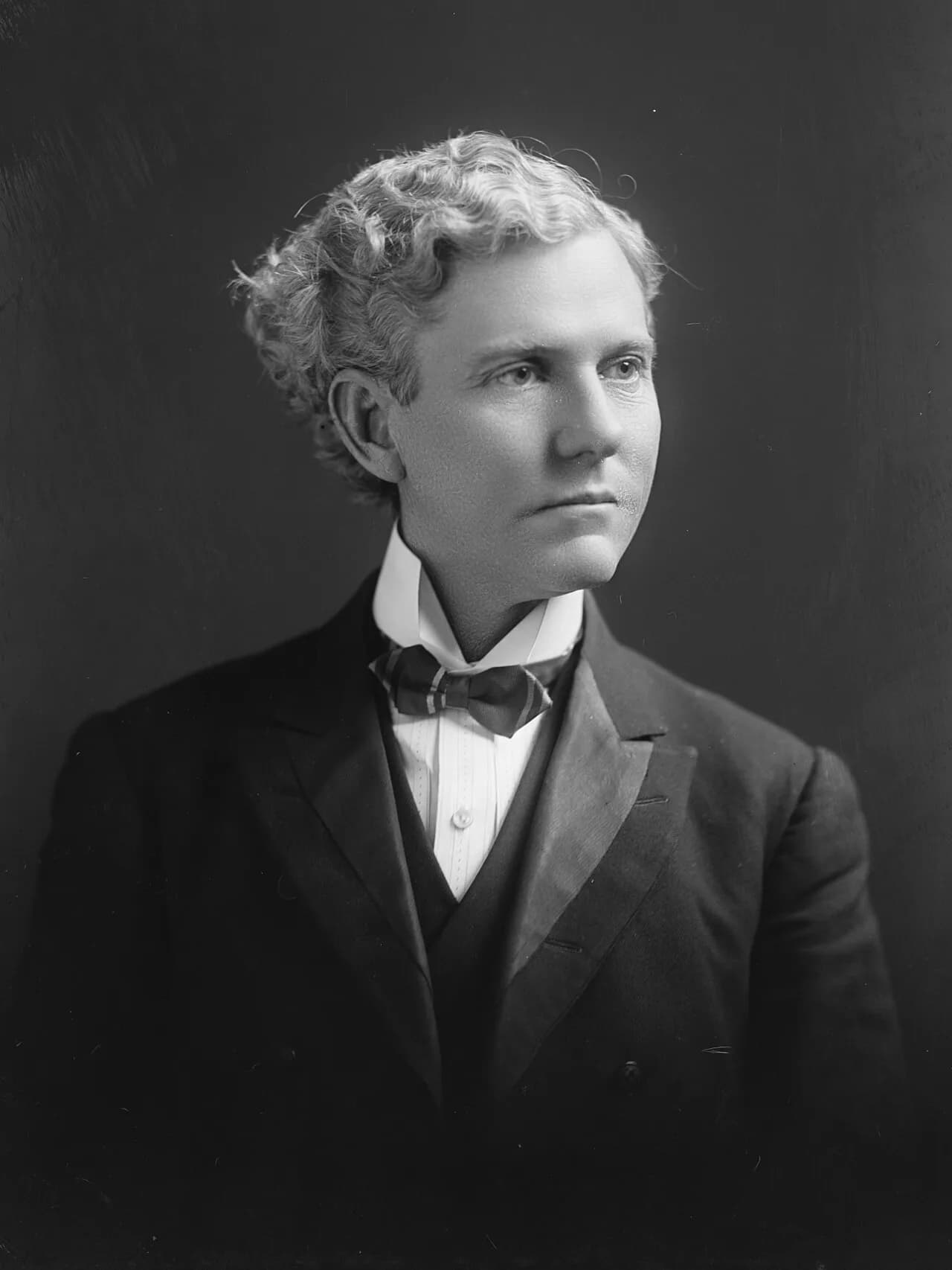Robert M. Wallace