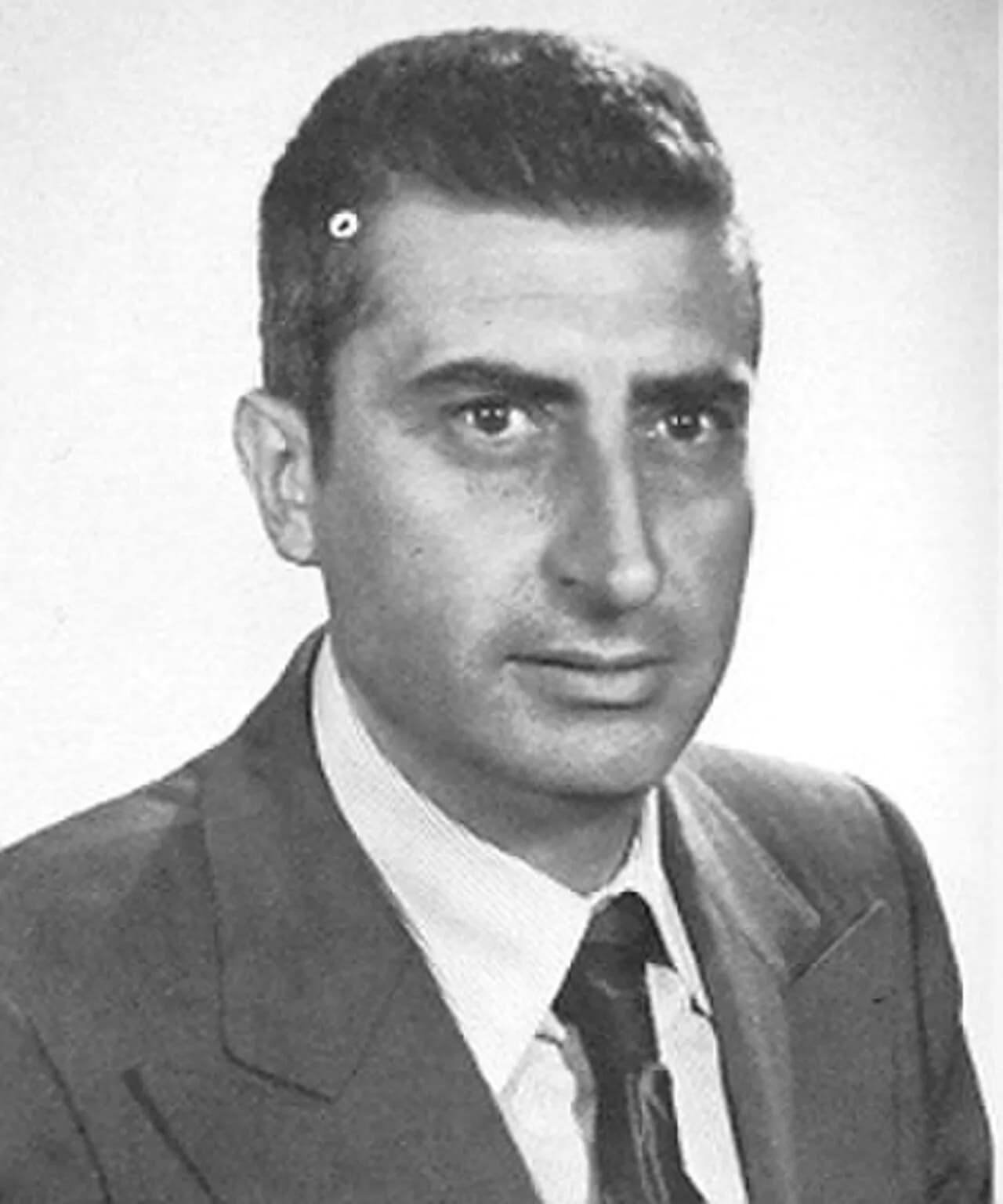 Raffaele Giura Longo