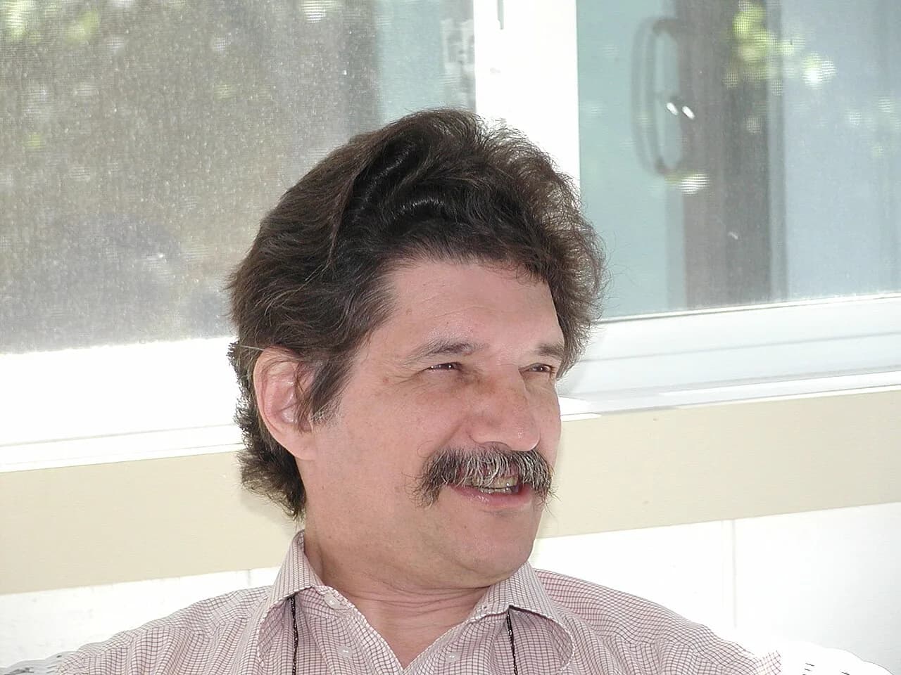 Robert J. Chassell