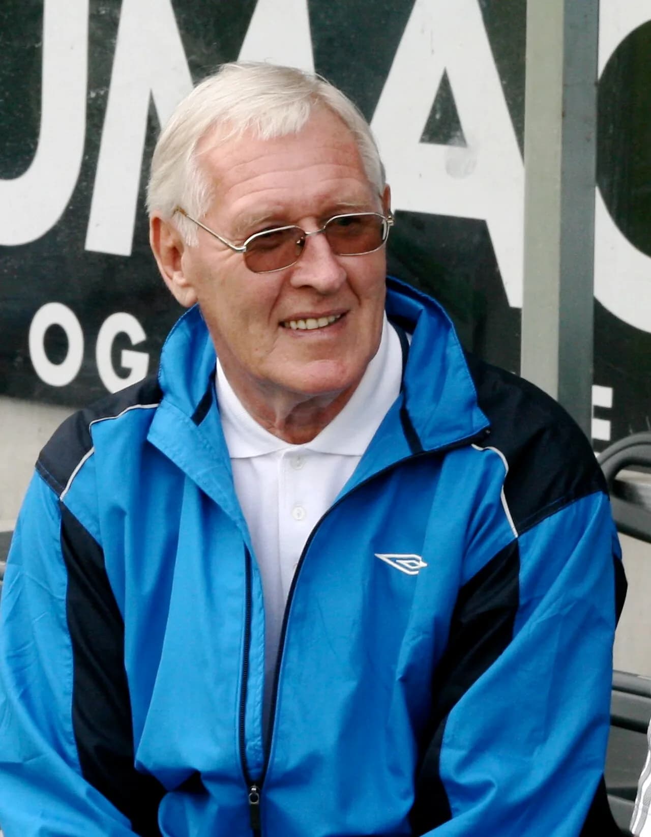 Tony Knapp