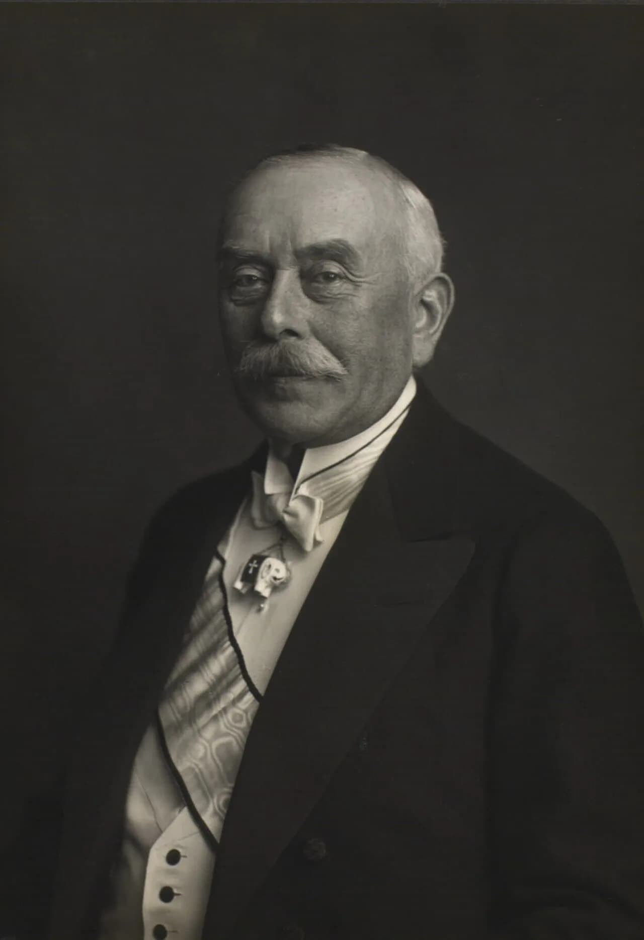 Frederick Raben-Levetzau
