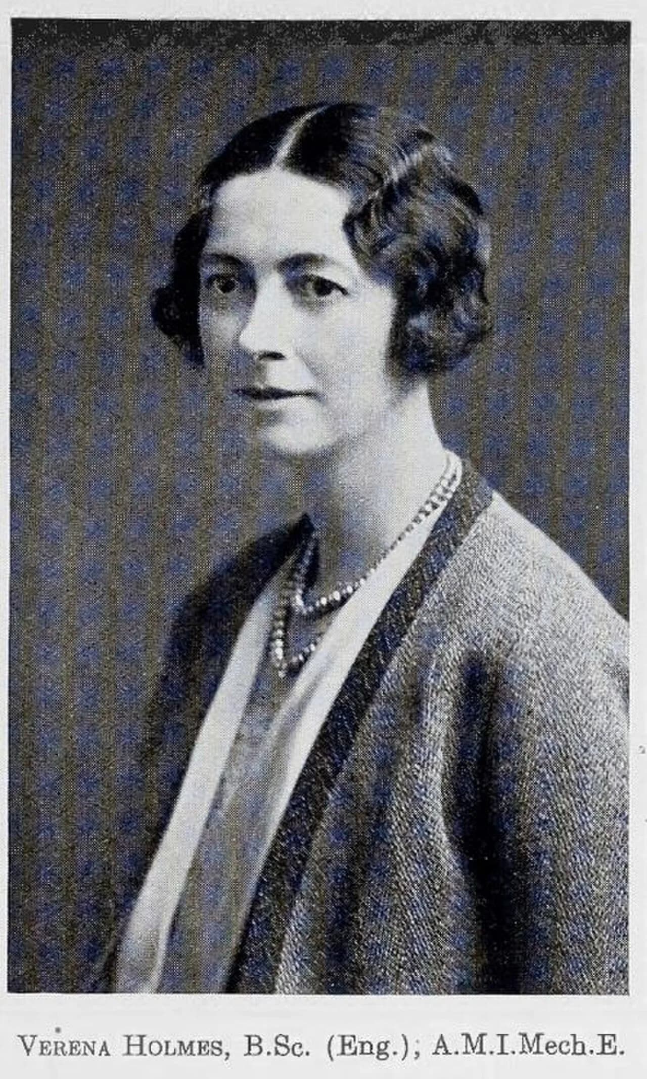 Verena Holmes