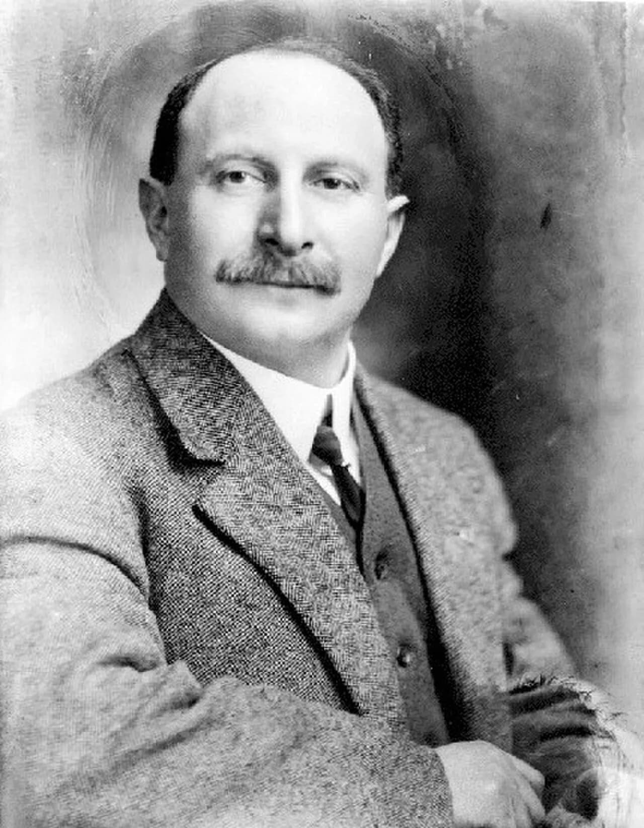 Leonard Frank