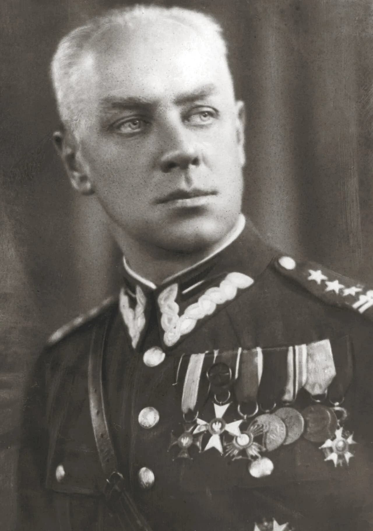 Piotr Skuratowicz