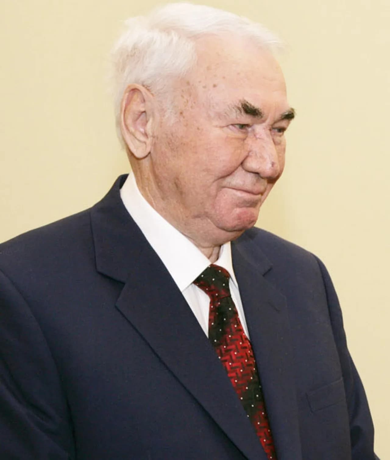 Fikriat Tabiejew