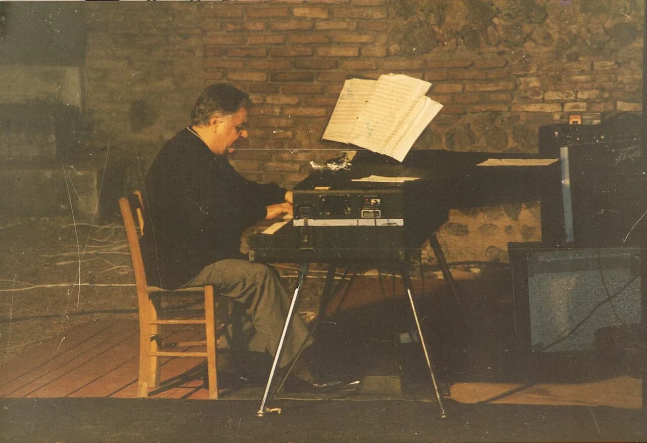 Manos Hadjidakis