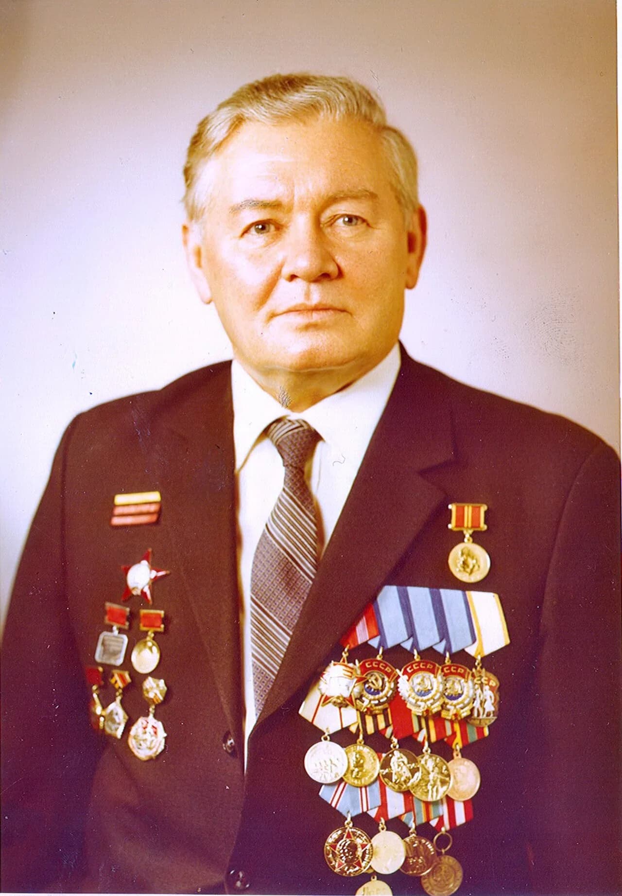 Boris Uszakow