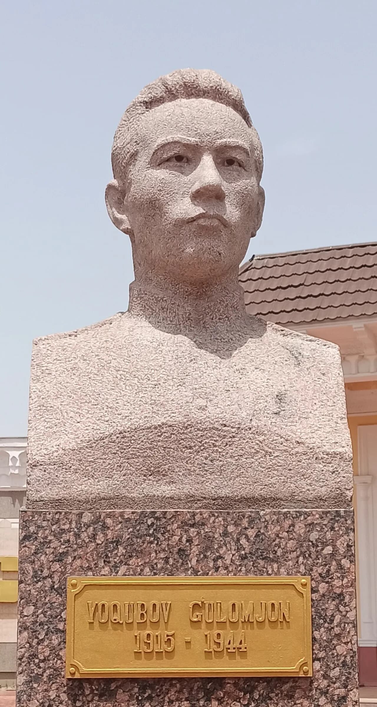 Gulom Yoqubov