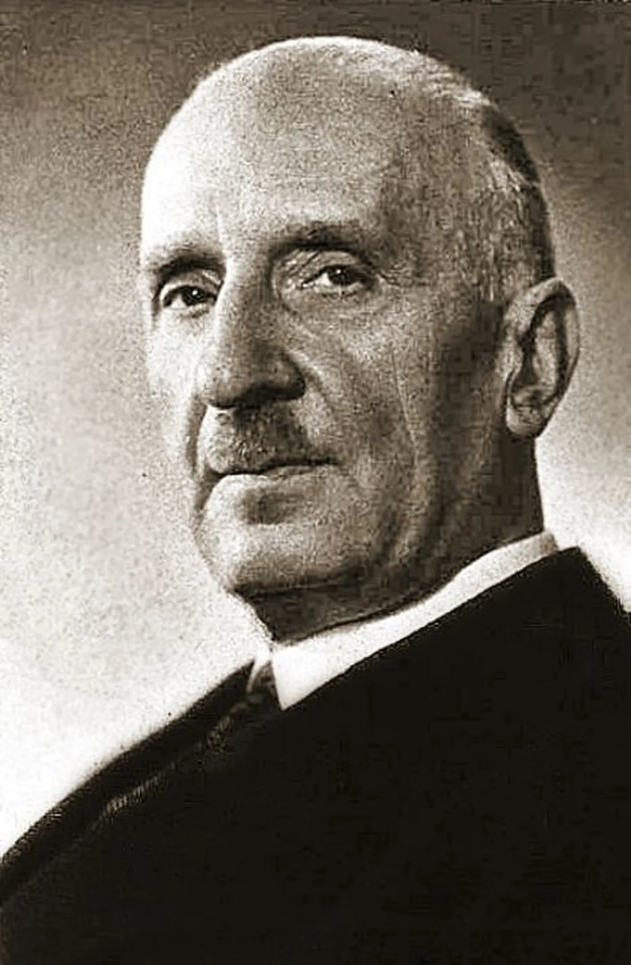 Adam Ronikier