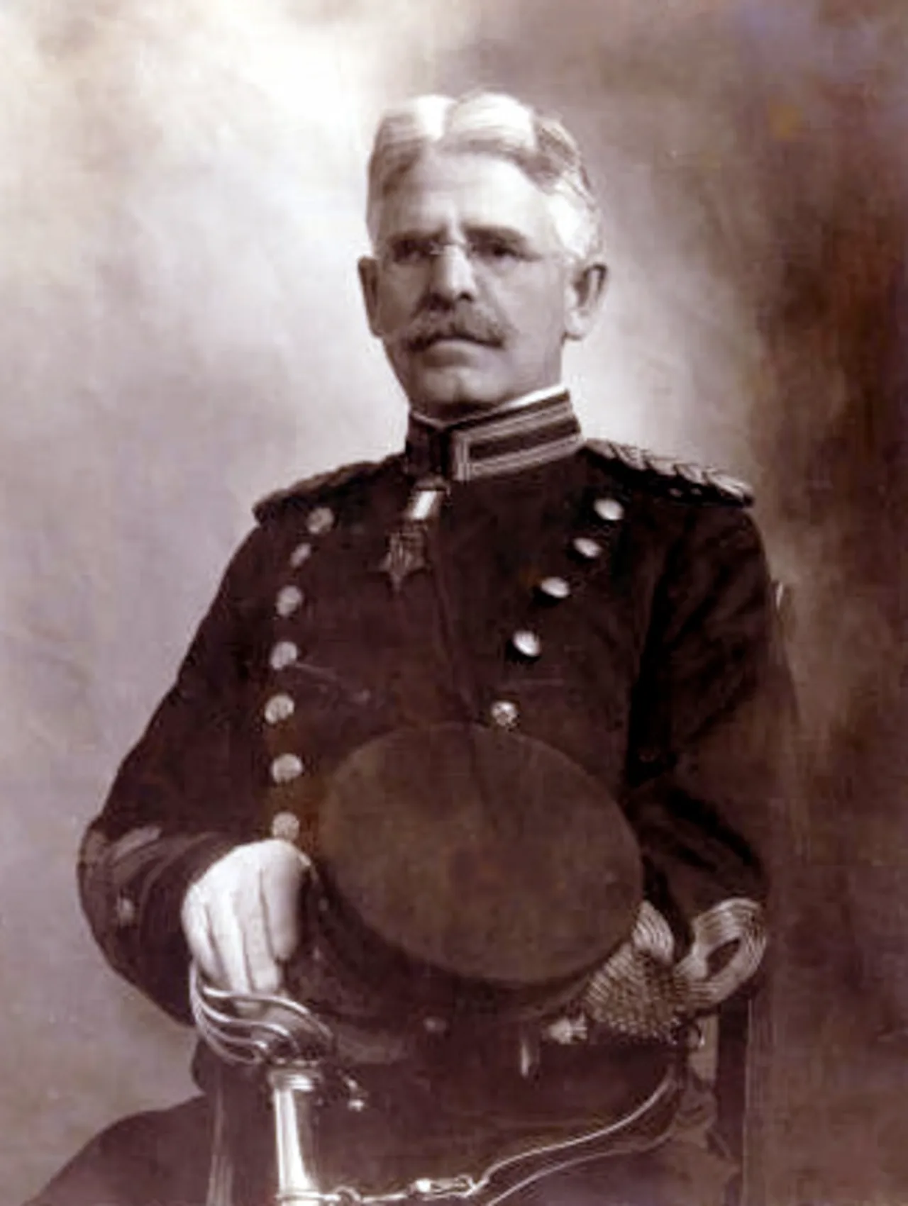 Albert Leopold Mills