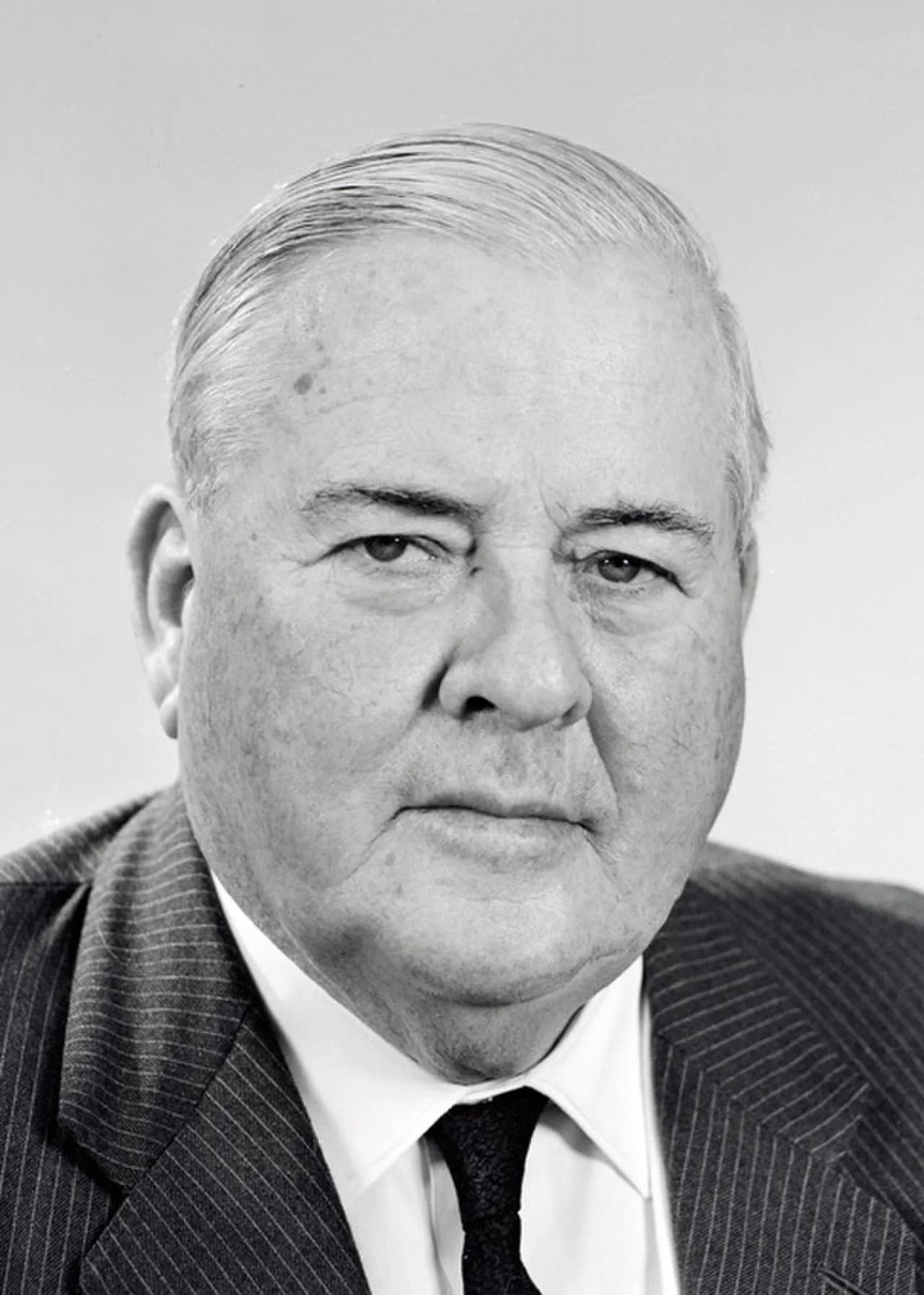 Alister McMullin