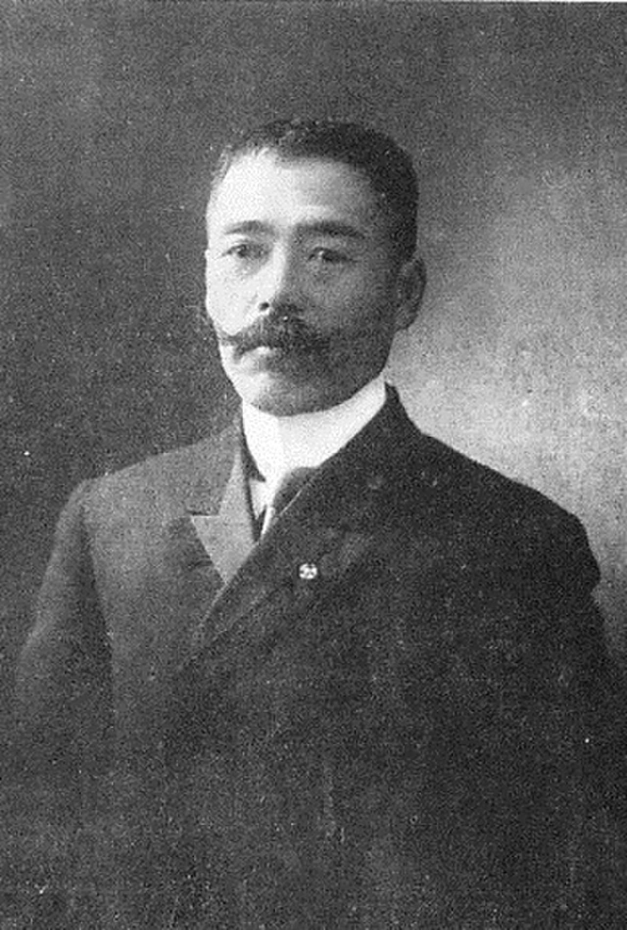Tomoyasu Uzumasa
