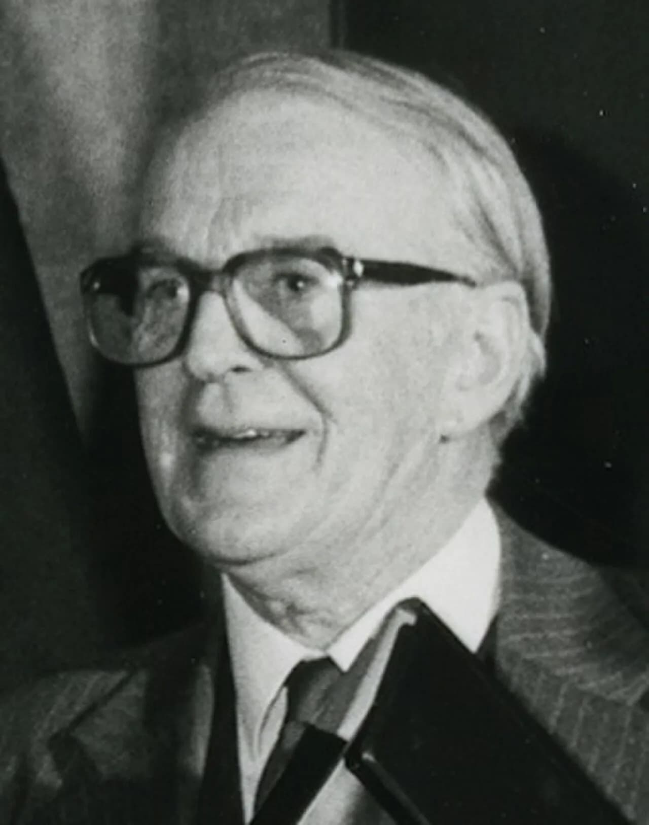 Laurie Francis