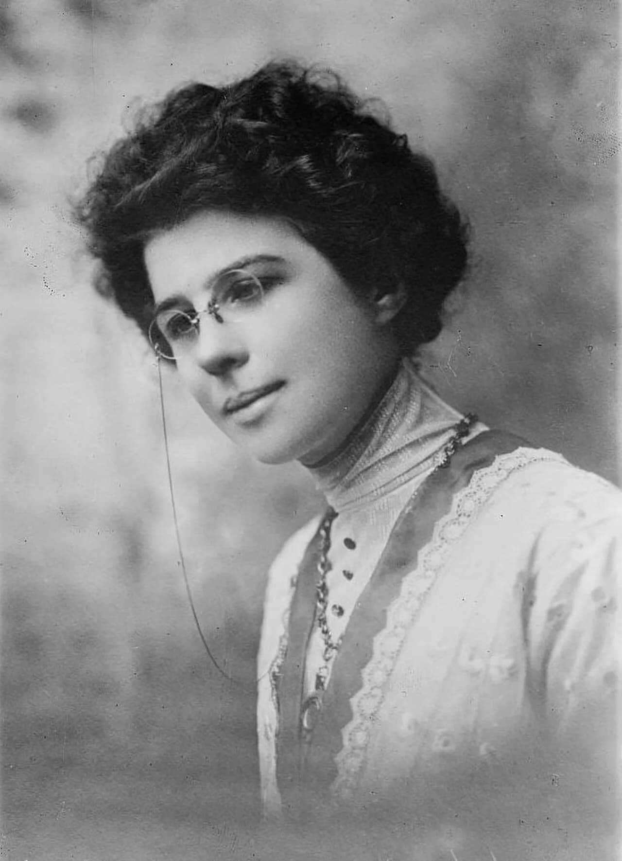 Anita Calvert Lebourgeoise