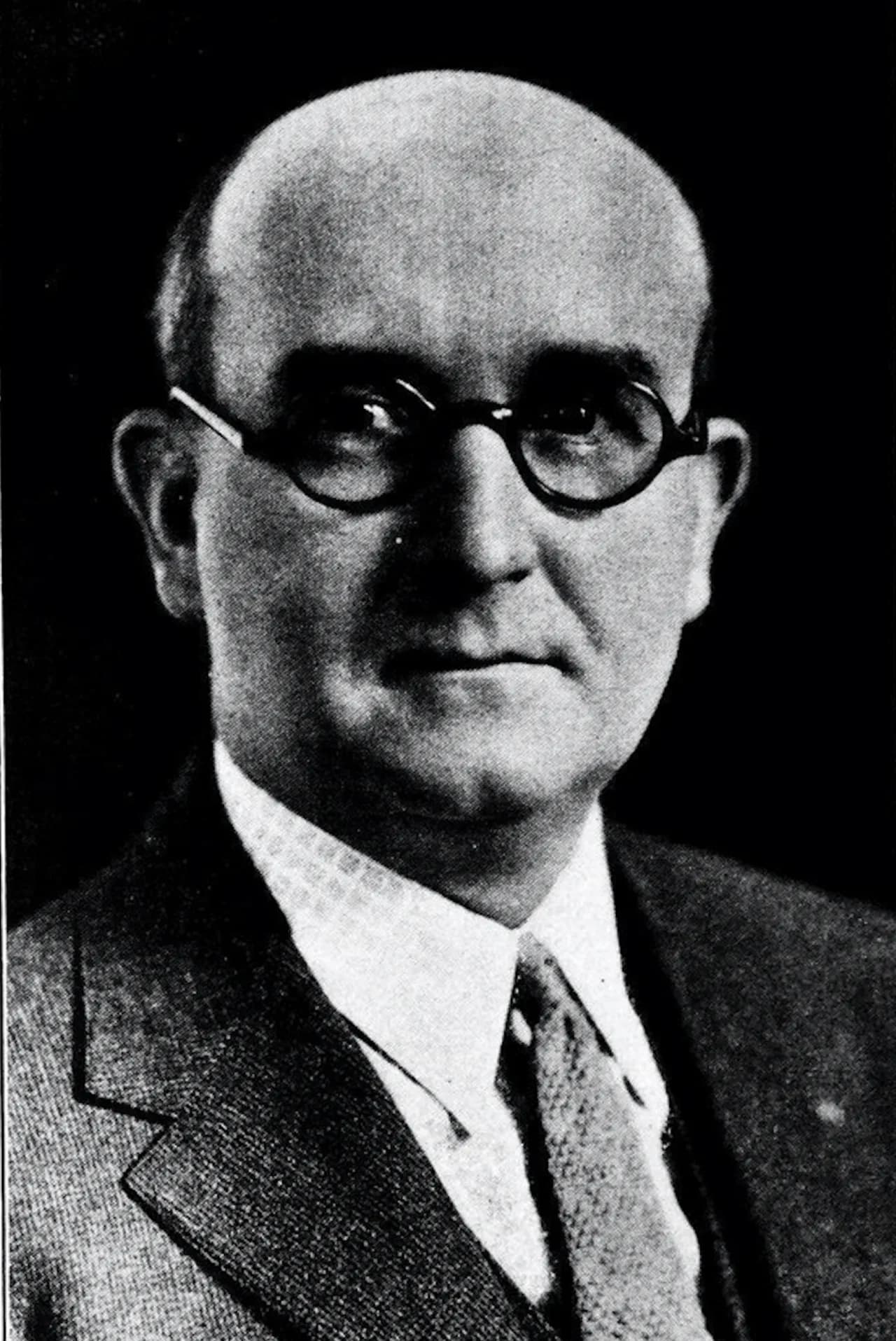 Arch W. McFarlane