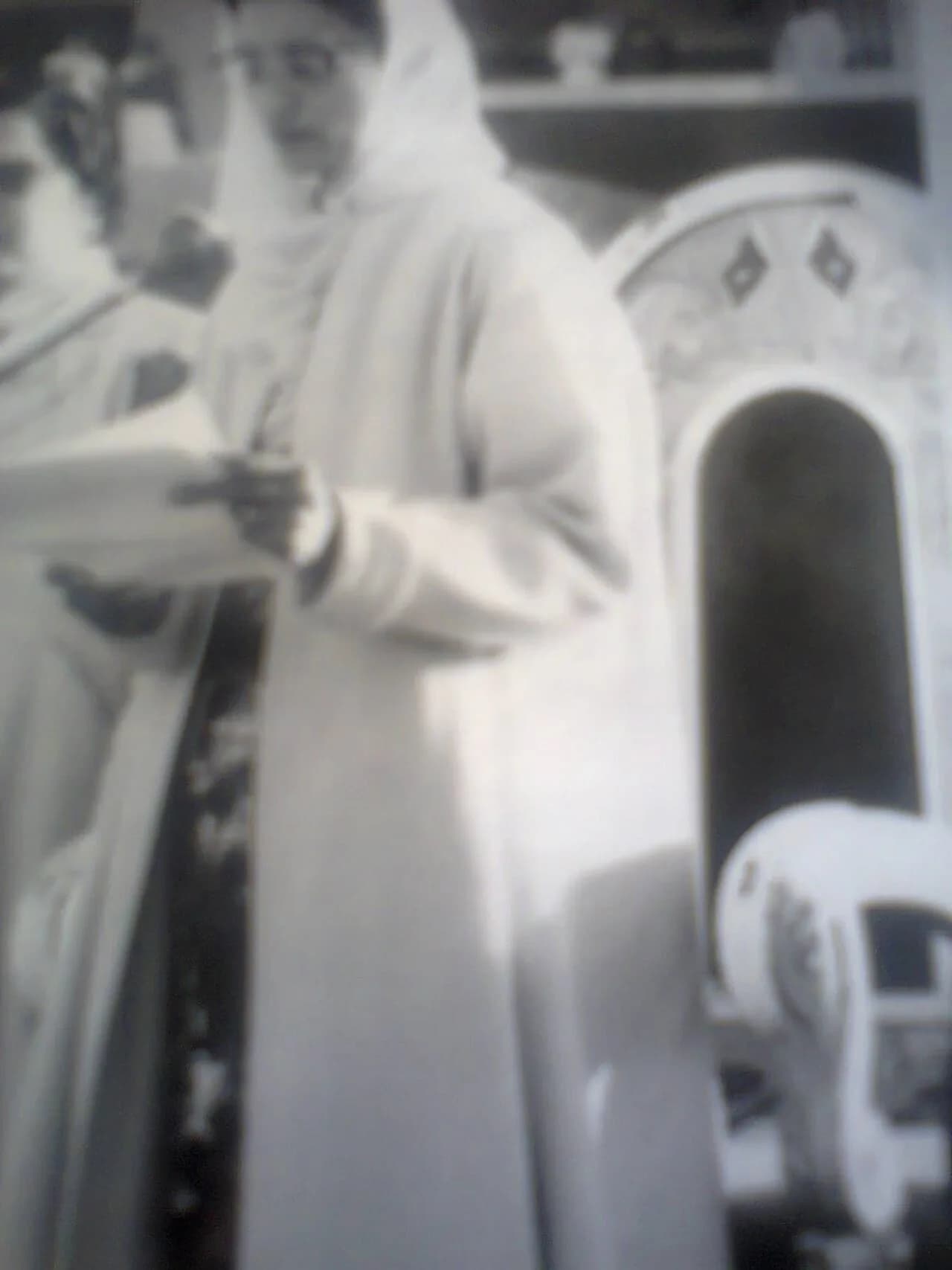 Begum Mahmooda Salim Khan
