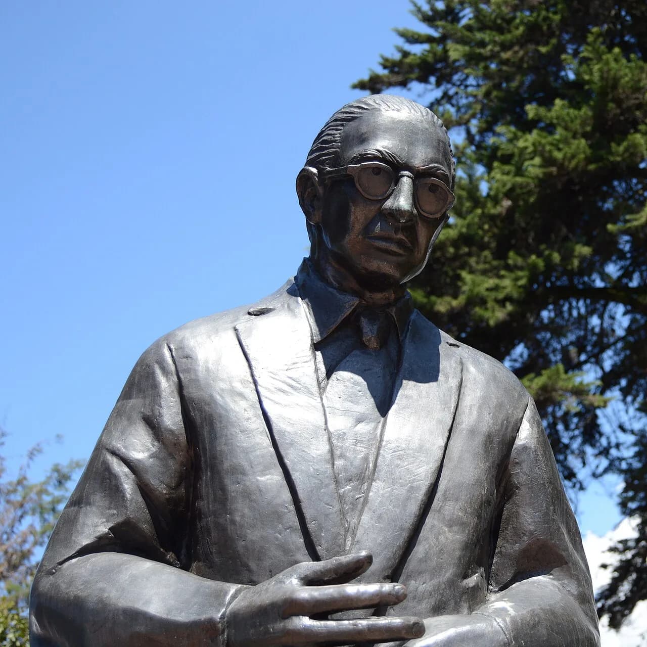 César Dávila Andrade
