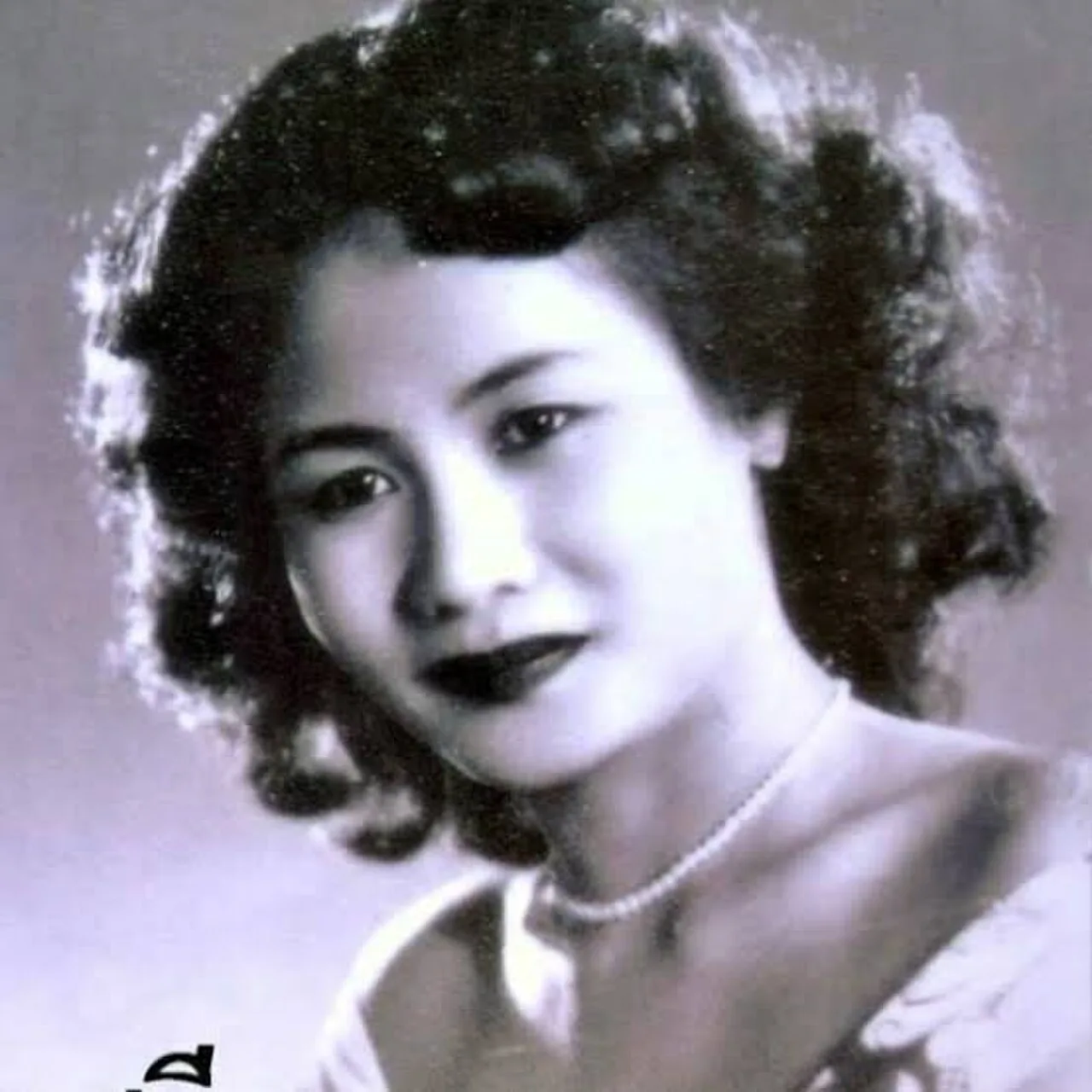Pensri Poomchoosri
