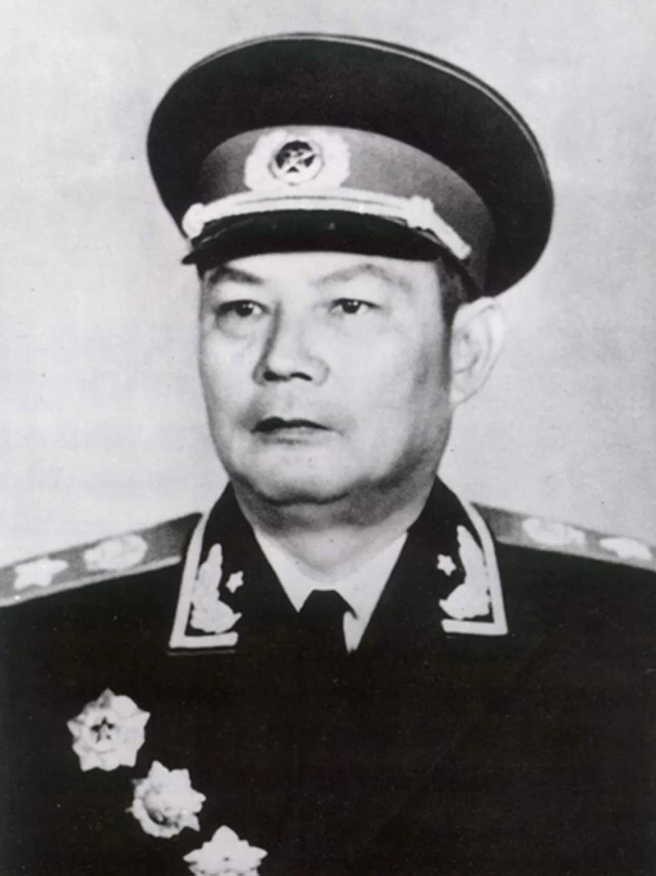 Ye Jianying