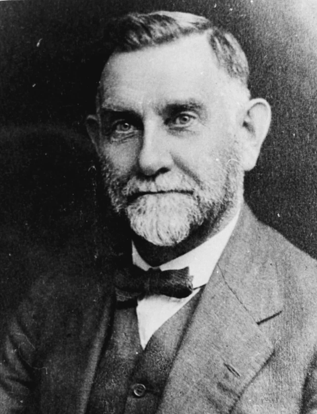 Charles Chilton