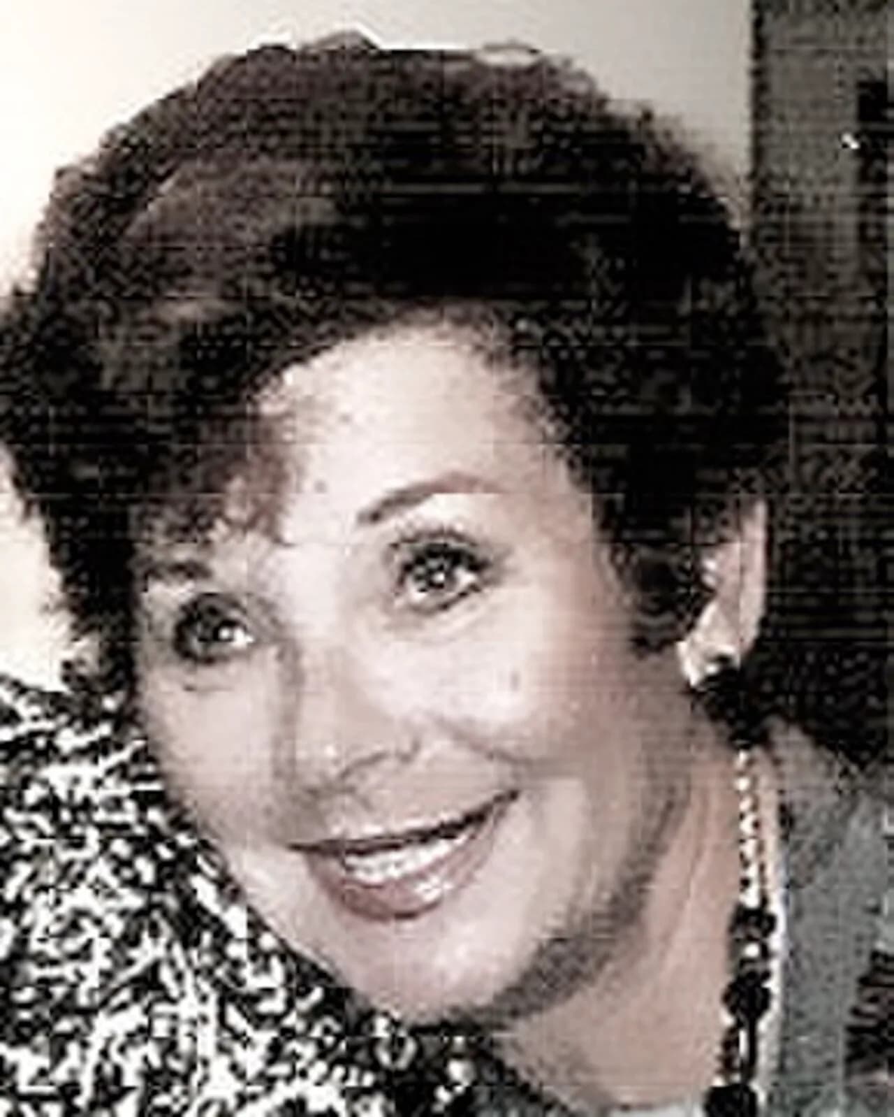 Evelyn Lear