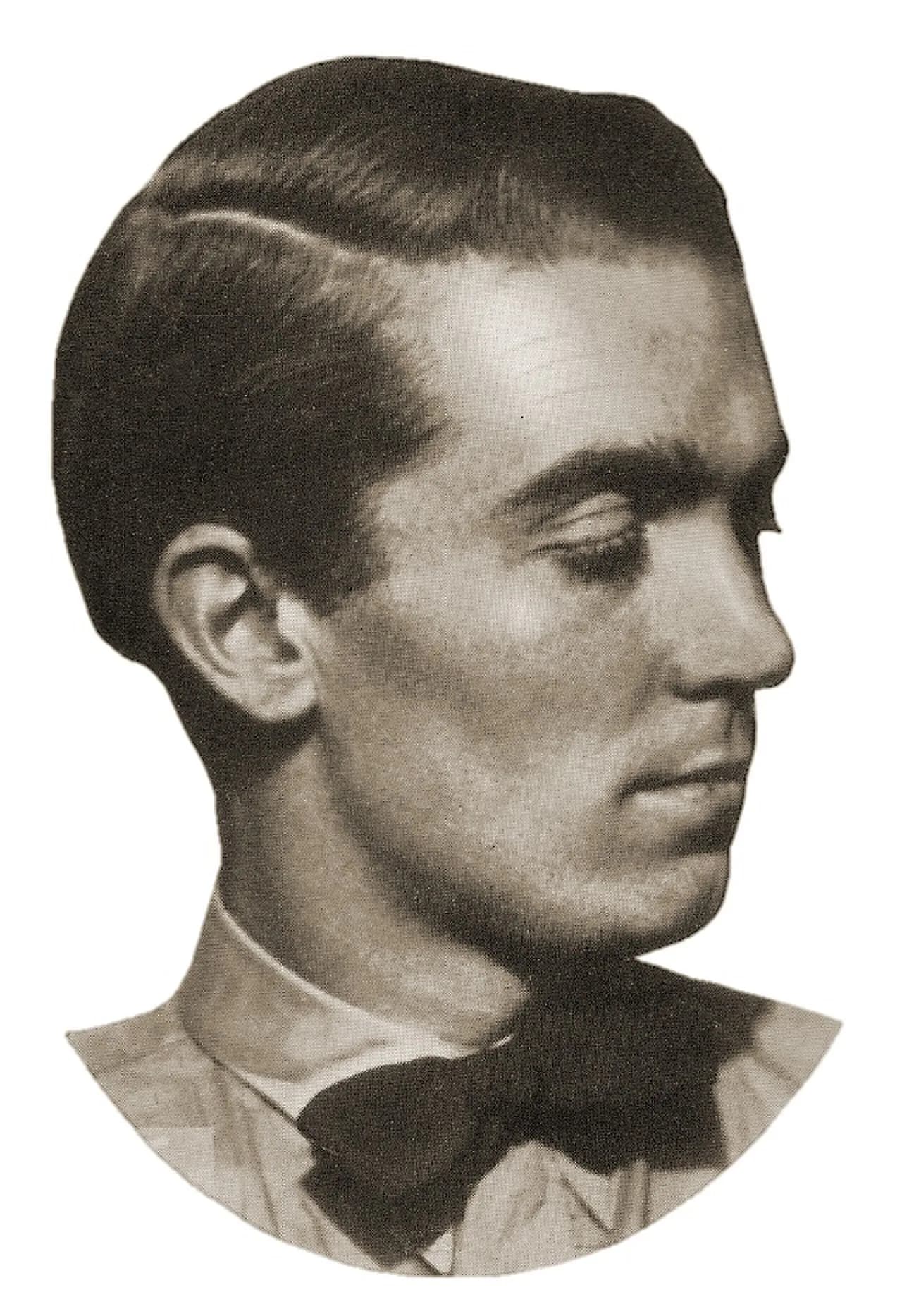 Denis Matthews