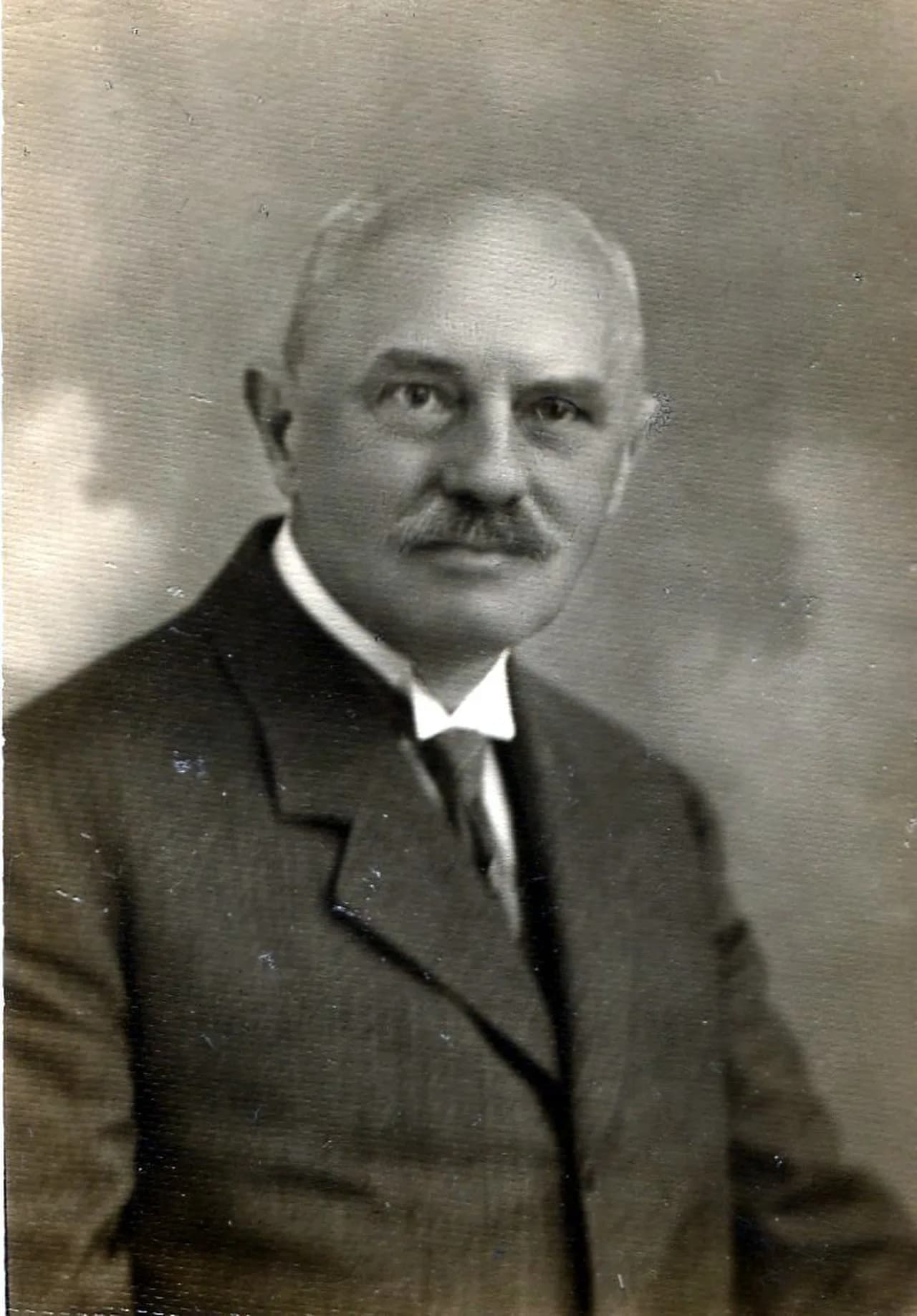 Károly Bund