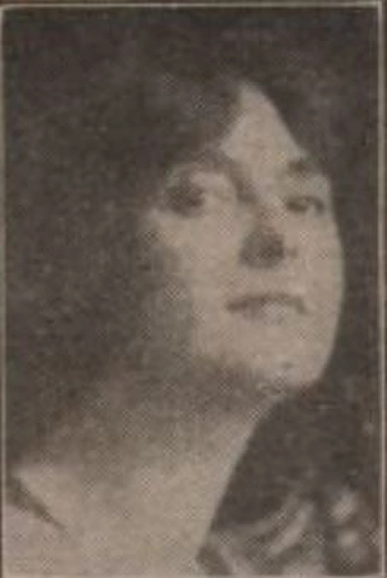 Daisy Kennedy