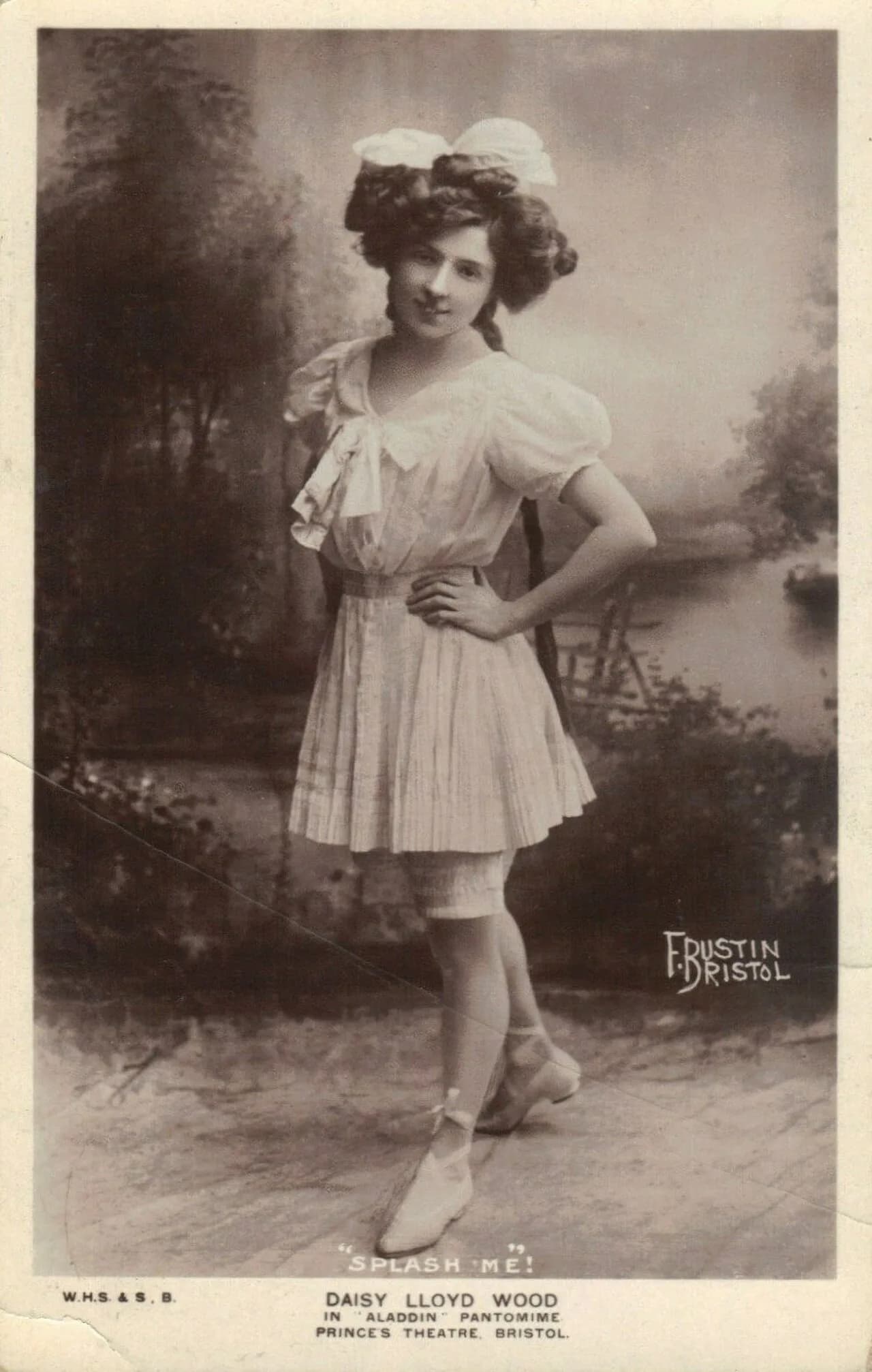 Daisy Wood